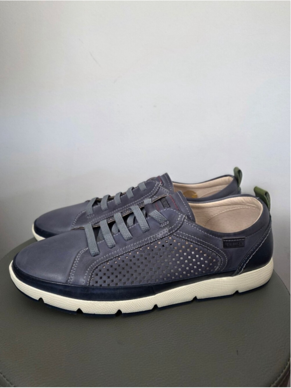 Pikolinos Leather Sneakers Blue Perforated Lace Up Casual Walking Shoes Men's 8